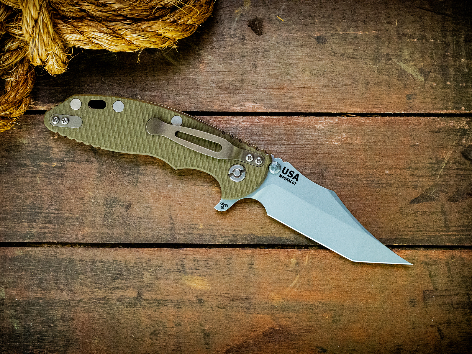 XM-18 3.5" Aggressor-Magnacut-Special Ano Liner Lock-Bead Blast-OD Green G10-Bead Blast Hardware-Aluminum Standoffs XM-18 3.5" Aggressor-Magnacut-Special Ano Liner Lock-Bead Blast-OD Green G10-Bead Blast Hardware-Aluminum Standoffs