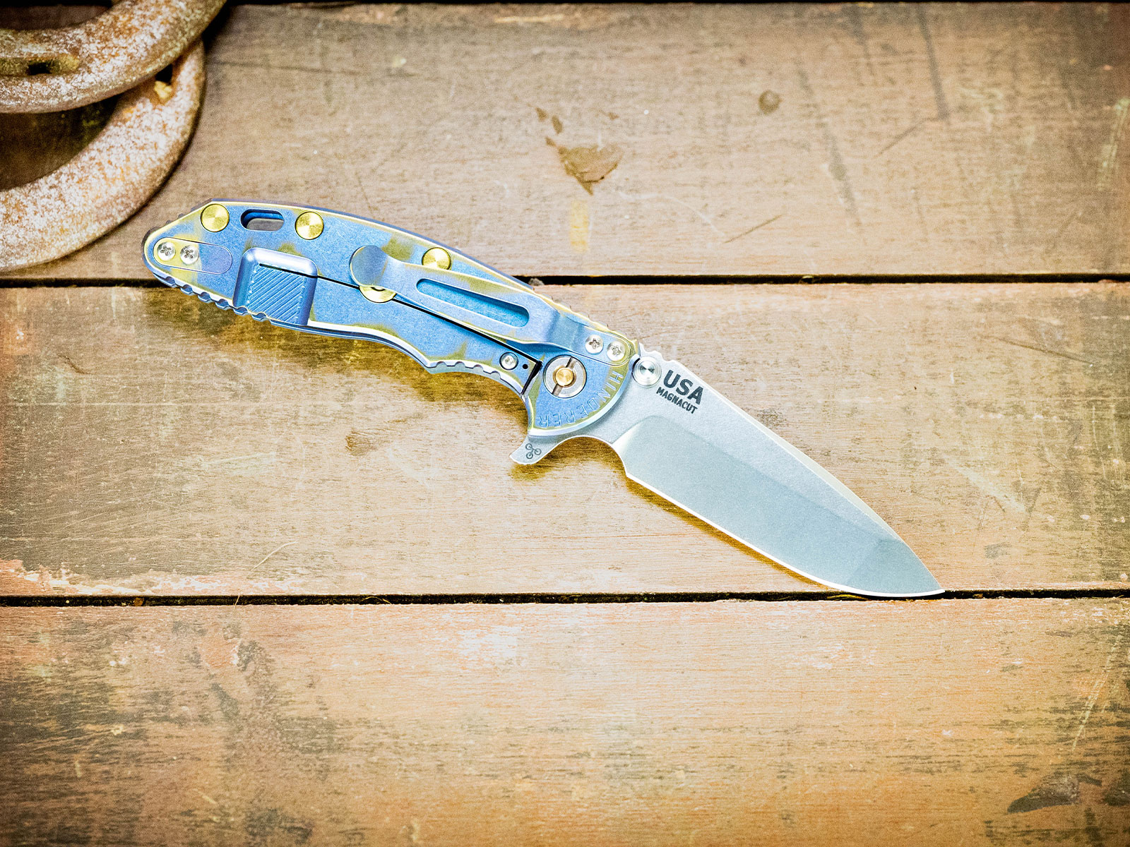 ExpProductCell_XM-18 3.25" Spanto-Magnacut-Stonewash-Special Finish-Translucent Green G10-Brass Hardware ExpProductCell_XM-18 3.25" Spanto-Magnacut-Stonewash-Special Finish-Translucent Green G10-Brass Hardware