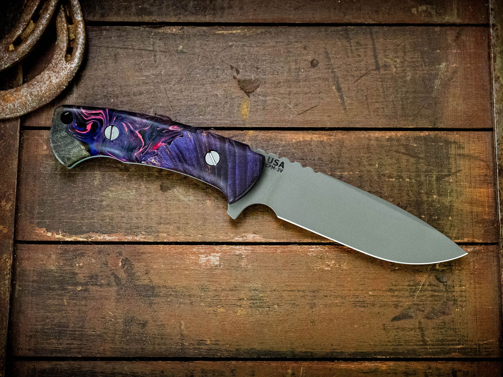 ExpProductCell_The Ranch-Spearpoint-Cerakote Bullshark Grey-CPM 3V-Wood/Resin