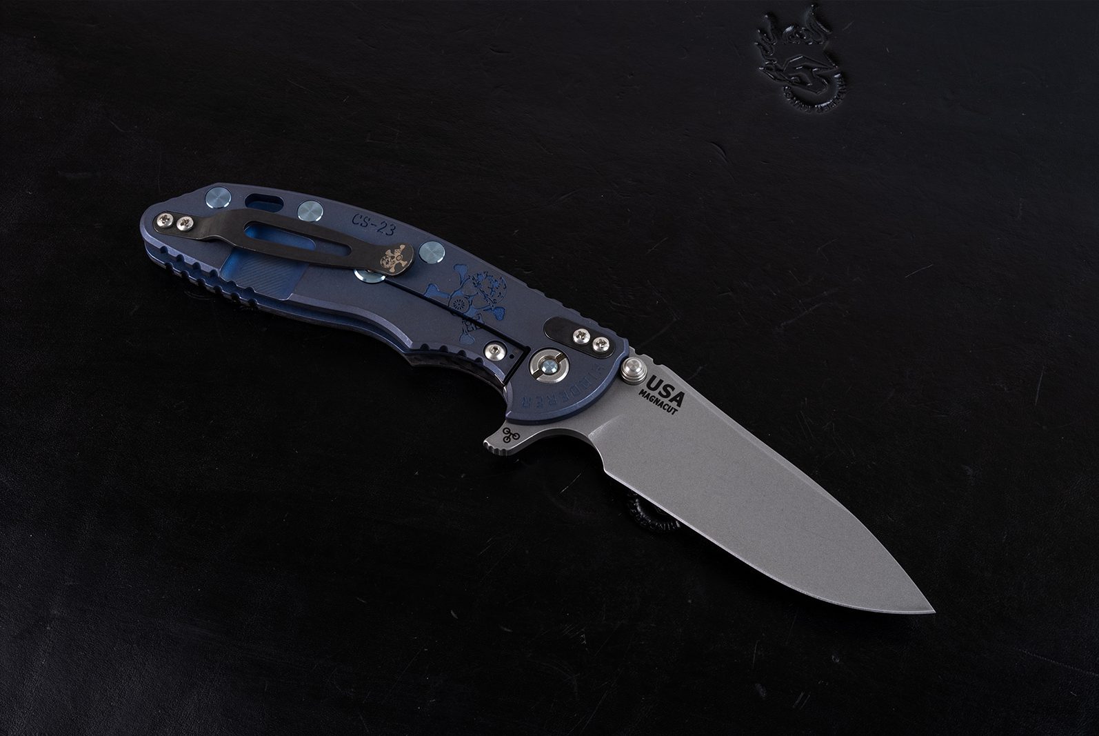 XM-18 3.5" Skinny Slicer-Flat Ground-Magnacut-Containment Series-Smooth Carbon Fiber-Titanium Hardware XM-18 3.5" Skinny Slicer-Flat Ground-Magnacut-Containment Series-Smooth Carbon Fiber-Titanium Hardware