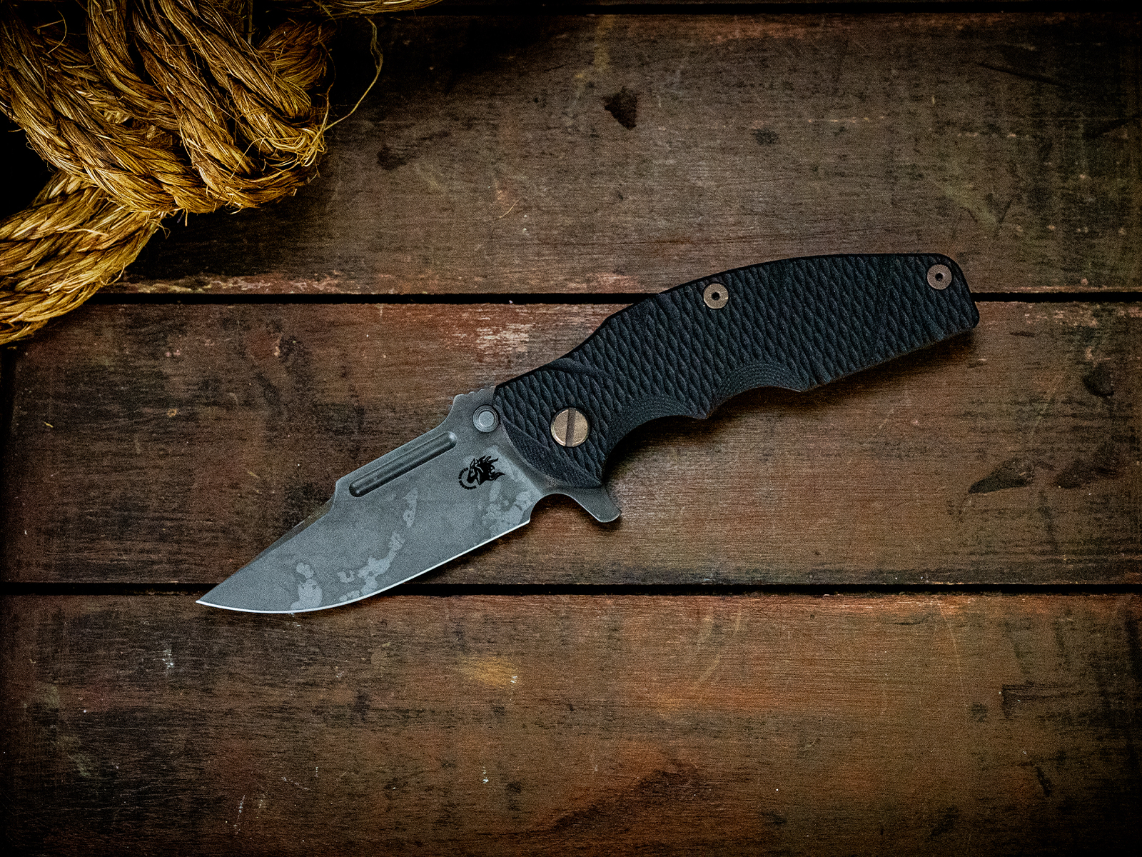 ExpProductCell_Jurassic-Frontier Clip Point-Magnacut-1385-Black G10 ExpProductCell_Jurassic-Frontier Clip Point-Magnacut-1385-Black G10