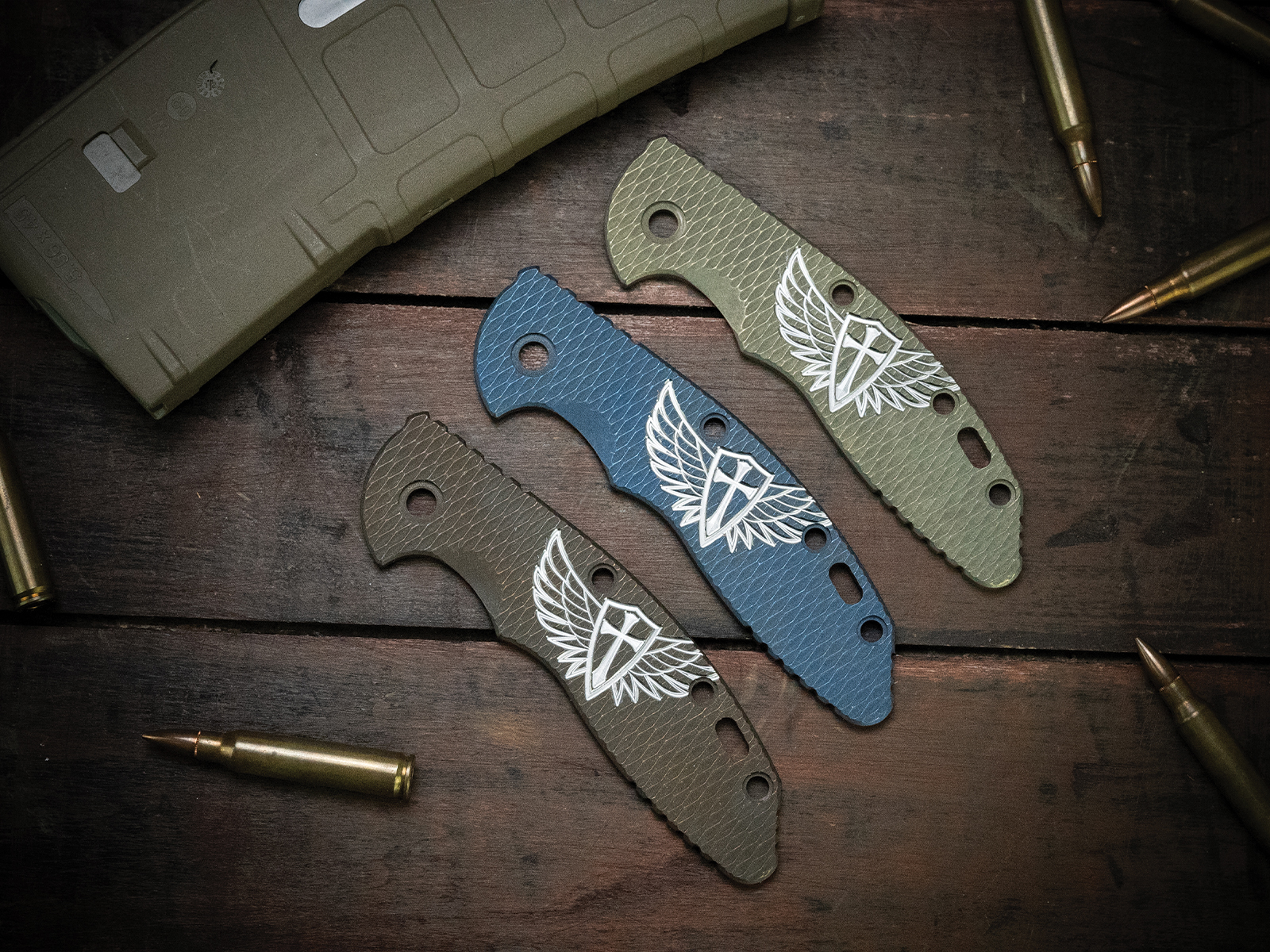 ExpProductCell_3.5" XM18 Titanium Scale-Milled Winged Crusader-Textured-Working/Battle Finish