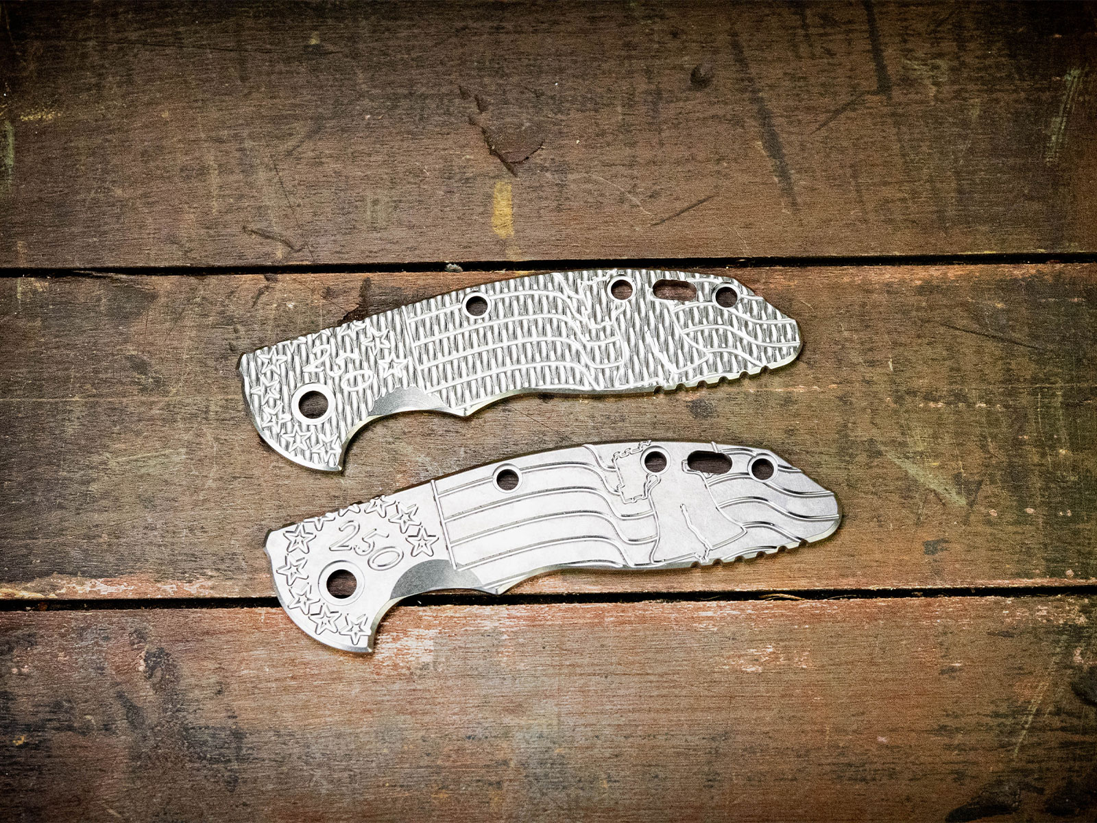 ExpProductCell_XM-18 3.5" Titanium Scale-Stonewash-Liberty Bell