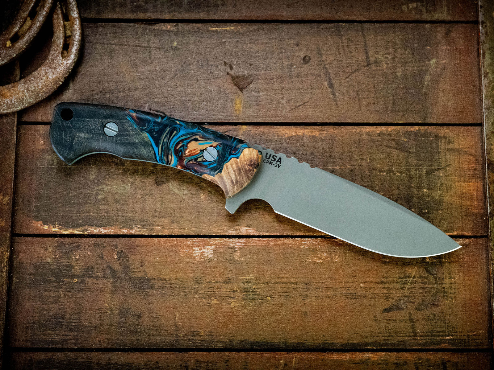 ExpProductCell_The Ranch-Spearpoint-Cerakote Bullshark Grey-CPM 3V-Wood/Resin-2