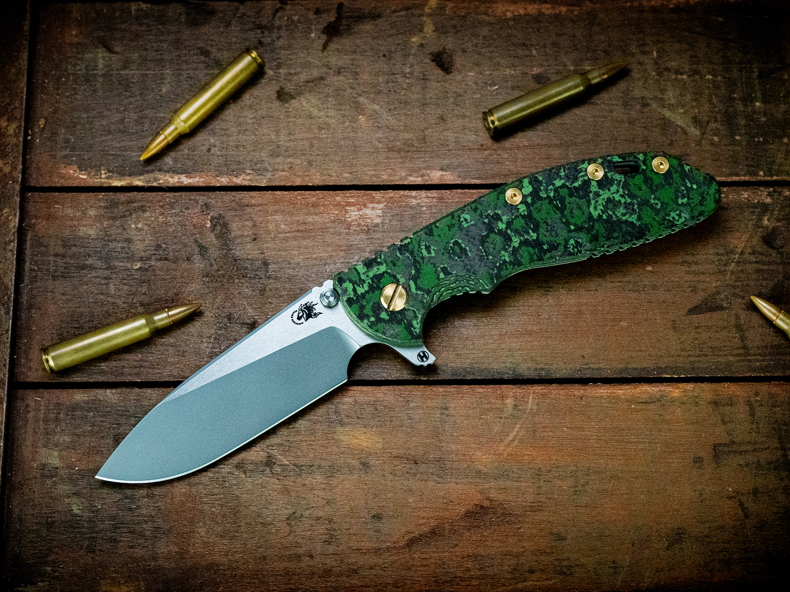 ExpProductCell_XM-24-S45VN-Slicer-Hollow Ground-Bead Blast Green-Two Tone Blade-Jungle Wear FCF-Brass Hardware