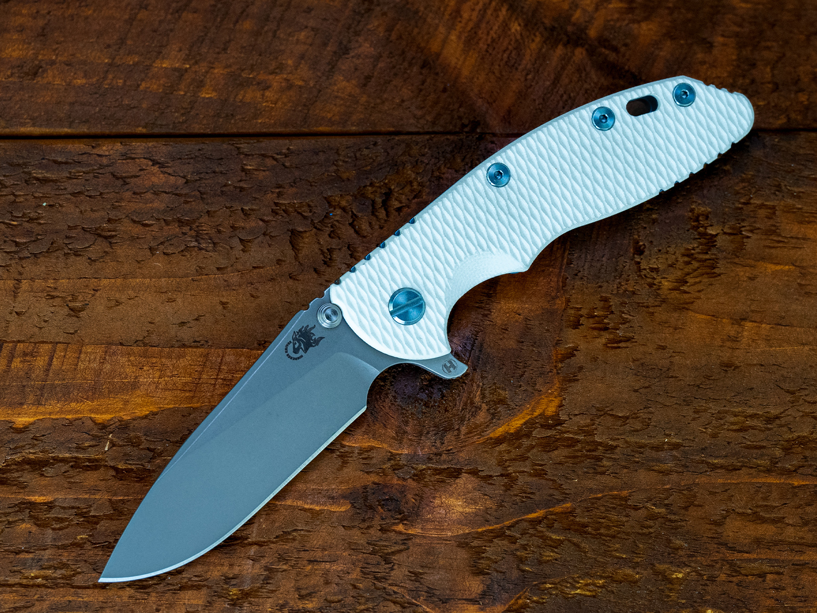 XM-18 3.5- Slicer Hollow Ground-S45VN-Battle Blue-White G10-Blue Ti Hardware XM-18 3.5- Slicer Hollow Ground-S45VN-Battle Blue-White G10-Blue Ti Hardware