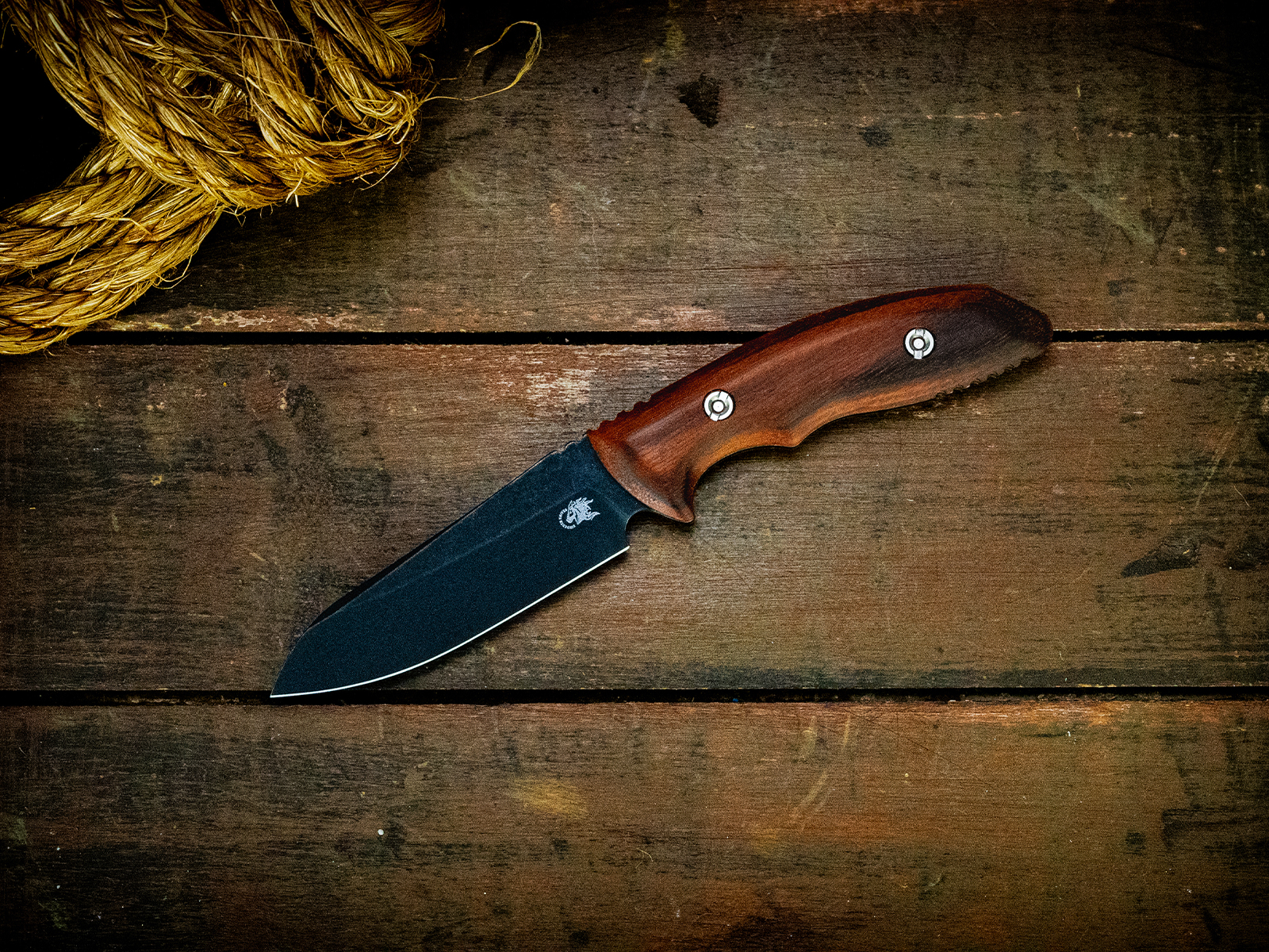ExpProductCell_The Flashpoint-Sheepsfoot-Magnacut-Battle Black-Goncolo Alves-Wood Handle