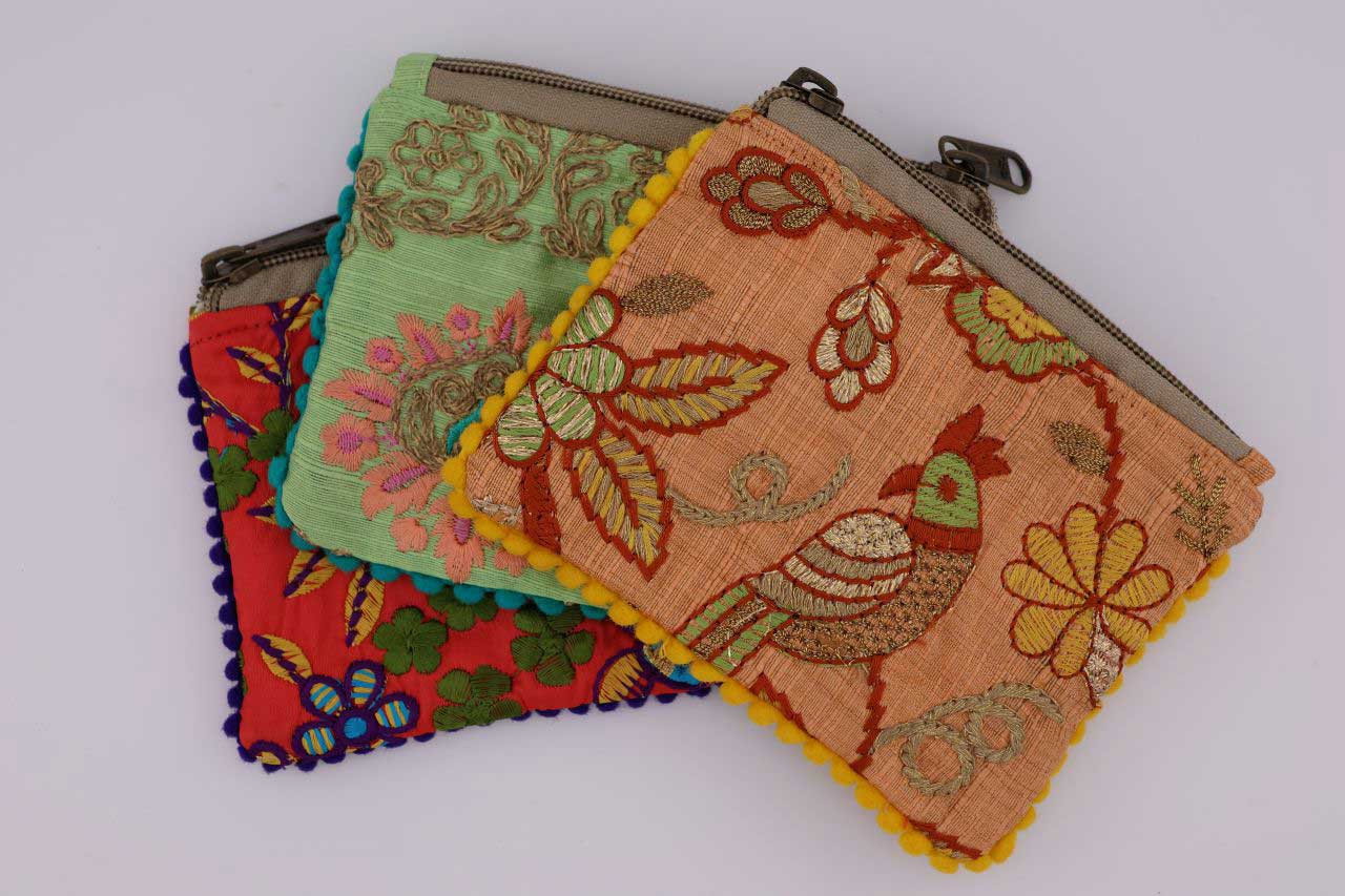 Heritage Stitch Change Purse