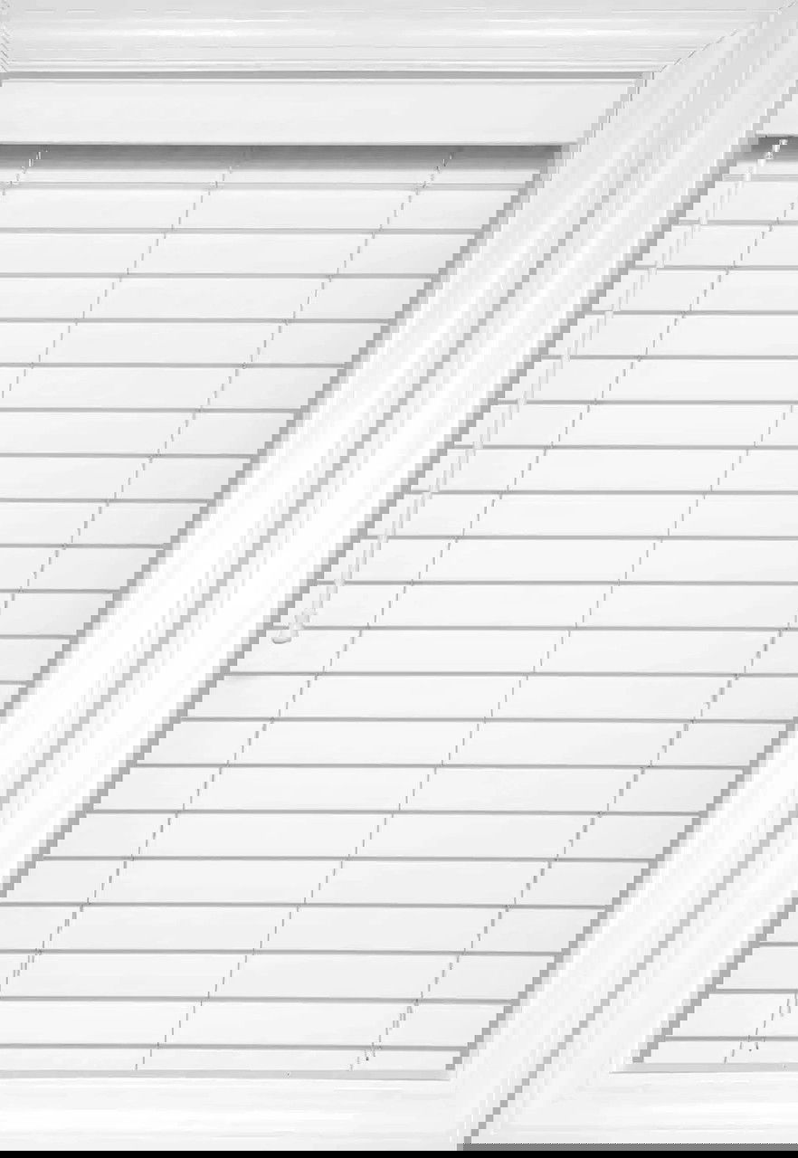 Bright White Wood Tones Faux Wood Blinds