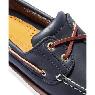 Men's Classic 2-Eye Lace-Up Boat Shoes