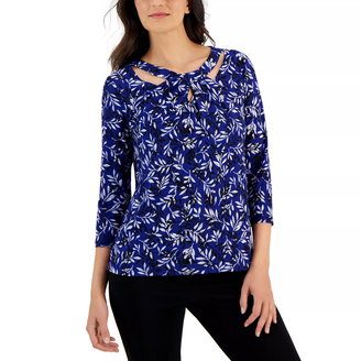 Women's Leaf-Print Twisted-Neck Top