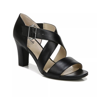 Carlyle Pumps
