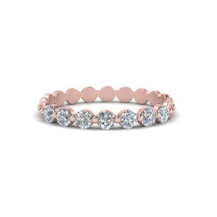 Common Prong Round Stack Band