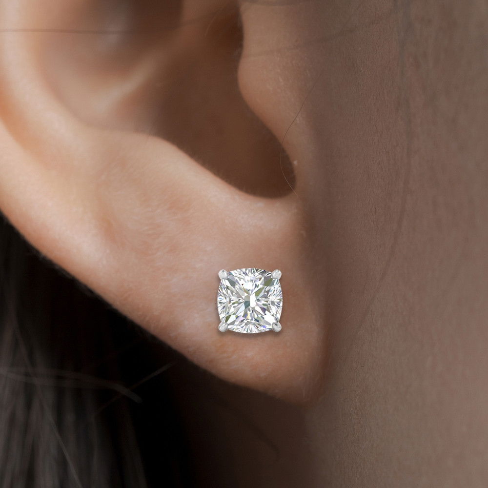 Cushion cut outlet earrings diamond