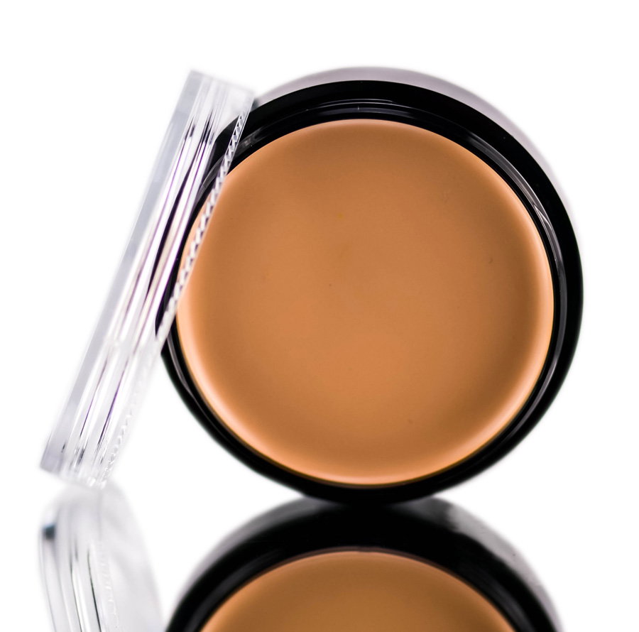 meh20-light-4 - Mehron Celebre Pro - HD Cream Foundation-image1 meh20-light-4 - Mehron Celebre Pro - HD Cream Foundation-image1