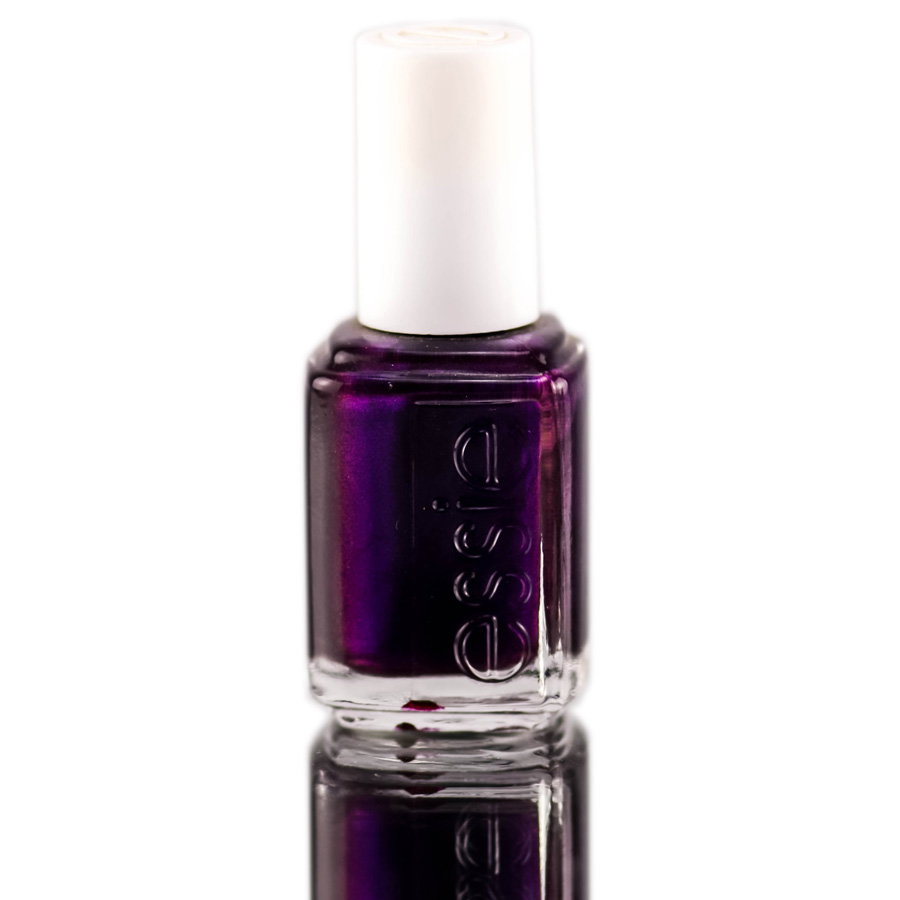 ess05-sexy-divide - Nail Polish: Essie Nail Polish - Plums-image1