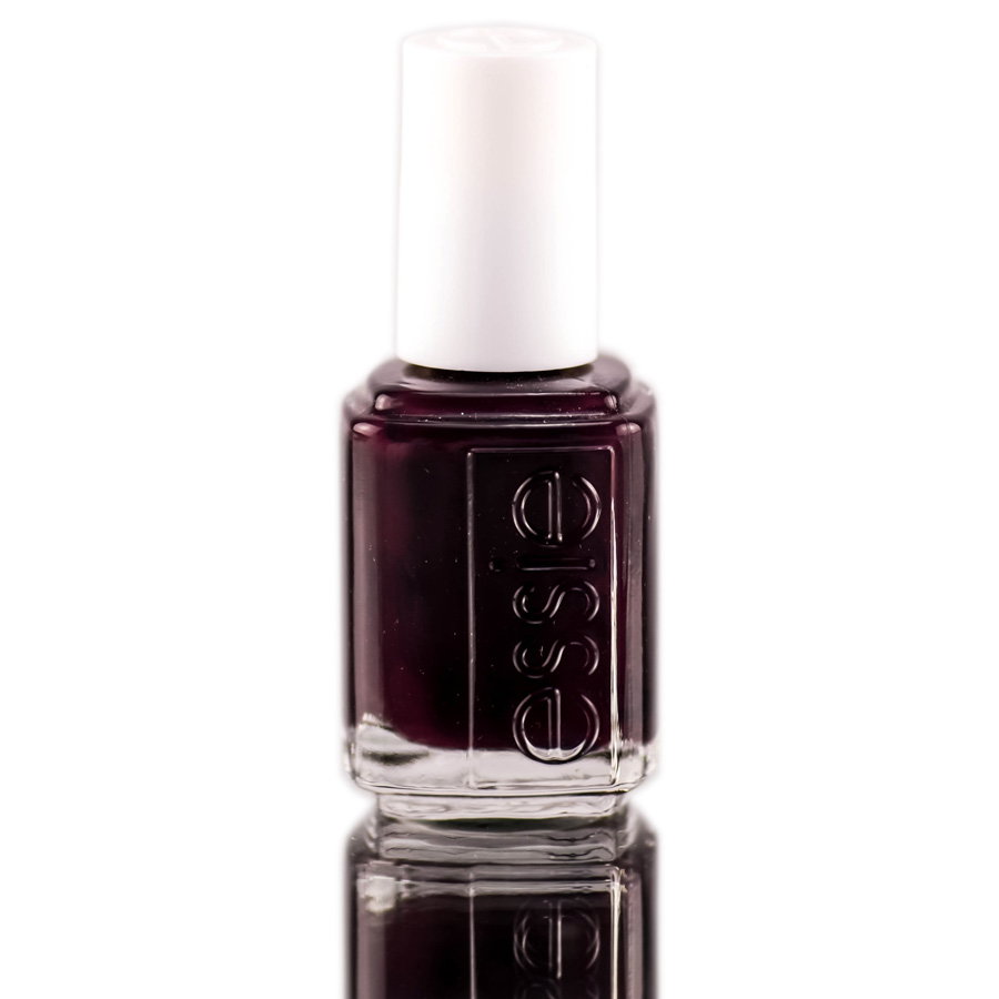 ess05-velvet-voyeur - Nail Polish: Essie Nail Polish - Plums-image1