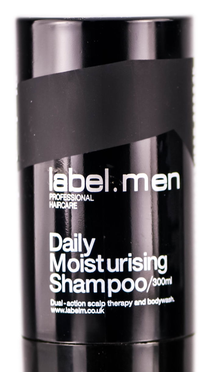 Label. M Men Daily Moisturising Shampoo Label. M Men Daily Moisturising Shampoo
