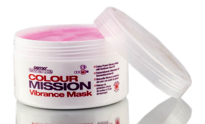Osmo Essence Colour Mission Vibrance Mask