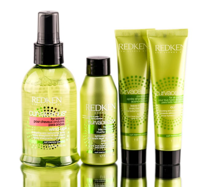 Redken Wearin' It Wavy Kit Redken Wearin' It Wavy Kit
