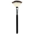 Morphe Vegan Brush - Deluxe Soft Fan - S17