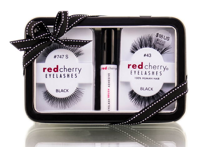Troika Red Cherry Eyelashes Gift Set