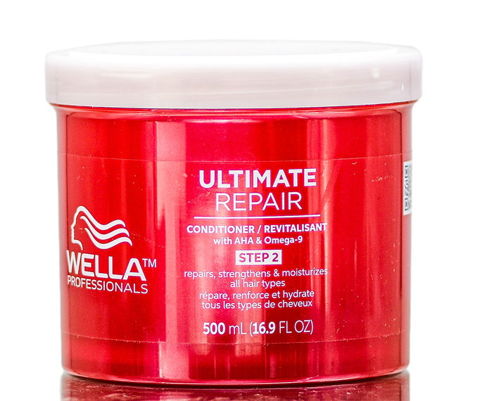 Wella Professionals Ultimate Repair Conditioner Wella Professionals Ultimate Repair Conditioner