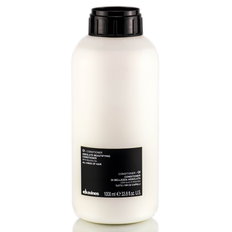 Davines OI Absolute Beautifying Conditioner-image1 Davines OI Absolute Beautifying Conditioner-image1