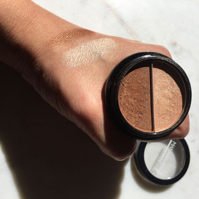 Manna Kadar Radiance Split Pan Bronzer & Highlighter Duo 1