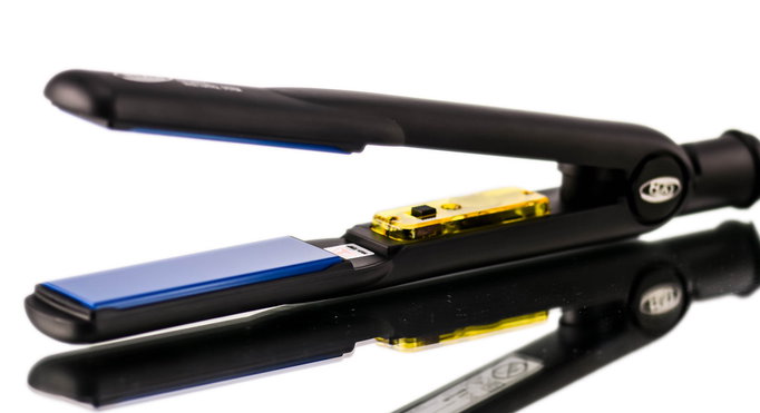 HAI Classic Ceramic Far- Infrared Heat Convertable Flat Iron-image1 HAI Classic Ceramic Far- Infrared Heat Convertable Flat Iron-image1