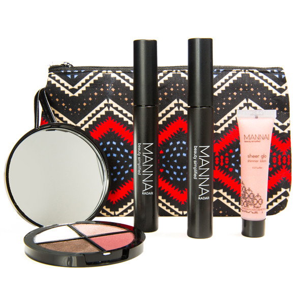 Manna Kadar Makeup Set - Elegant Affection-image1