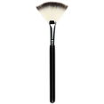 Morphe Vegan Brush - Deluxe Soft Fan - S17