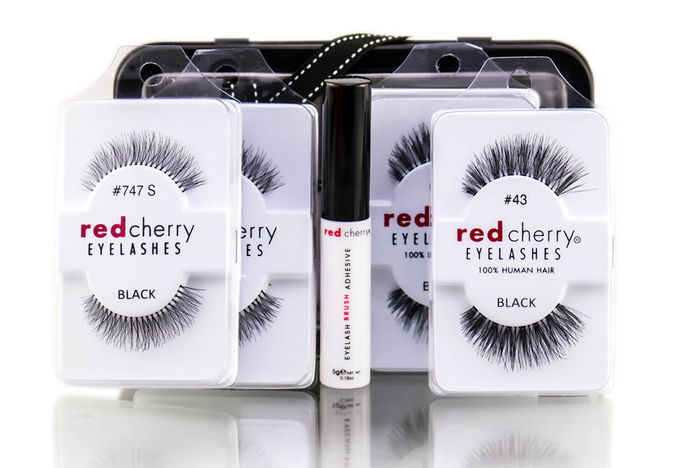Troika Red Cherry Eyelashes Gift Set