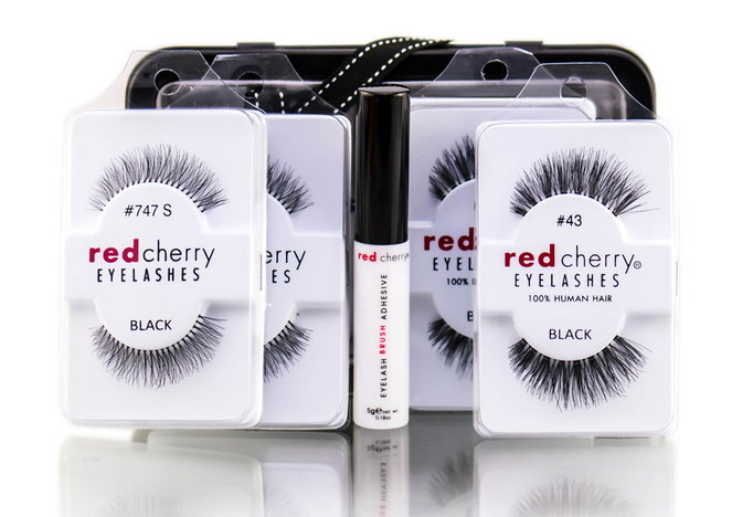 Troika Red Cherry Eyelashes Gift Set-image2 Troika Red Cherry Eyelashes Gift Set-image2