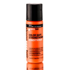 Strong Sexy Hair Color Safe Strengthening Conditioner-image1 Strong Sexy Hair Color Safe Strengthening Conditioner-image1