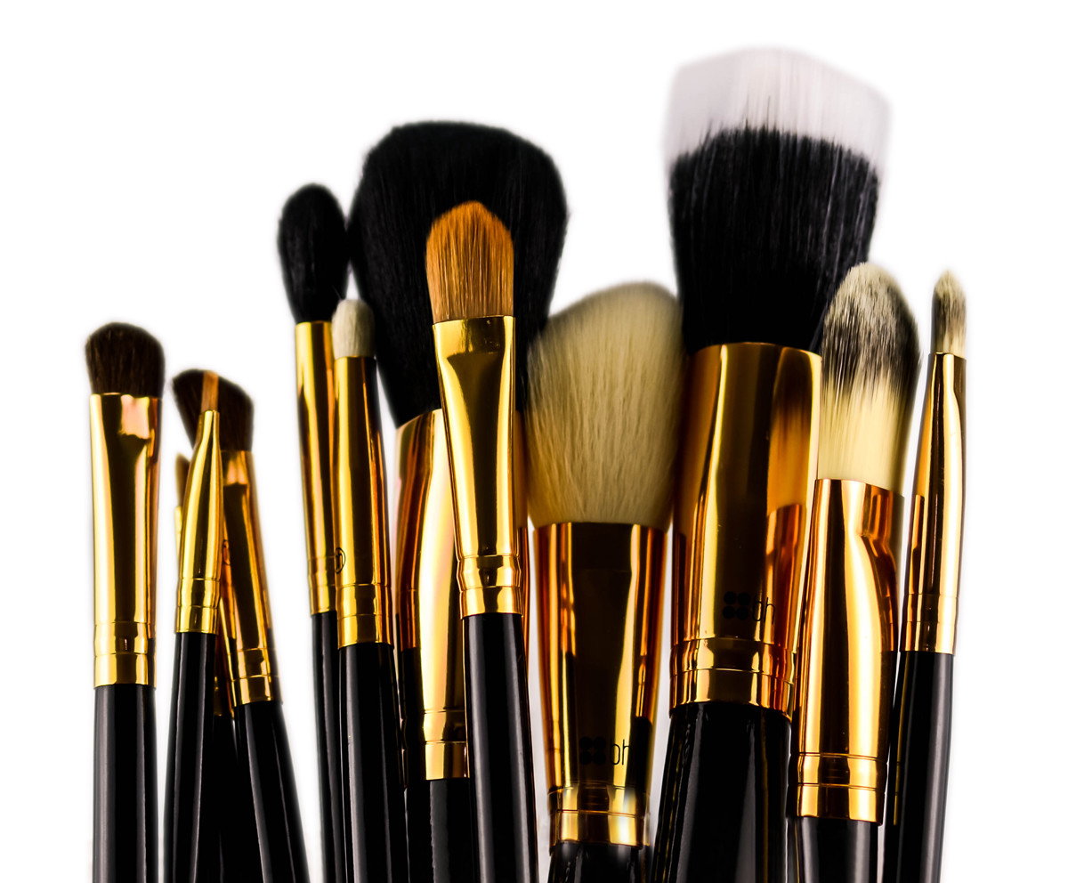 BH Cosmetics Face and Eye Essentials Set-image1