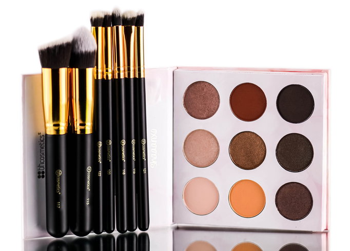 BH Cosmetics Blend and Pout Set-image2