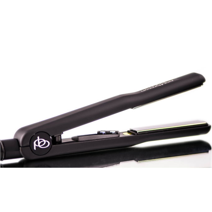 Paul Brown Hawaii  Pro Titanium Plus Digital Hairstyling Iron
