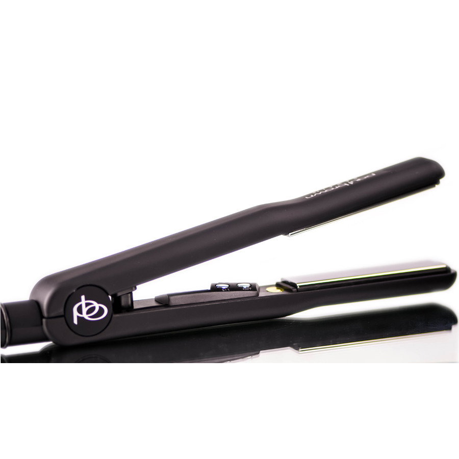 Paul Brown Hawaii Pro Titanium Plus Digital Hairstyling Iron-image1 Paul Brown Hawaii Pro Titanium Plus Digital Hairstyling Iron-image1