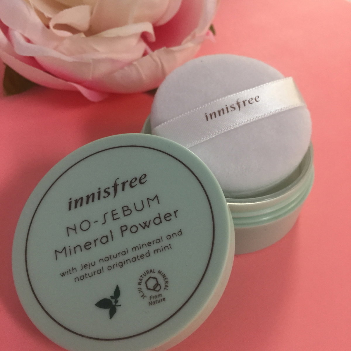 Innisfree No-Sebum Mineral Powder-image2 Innisfree No-Sebum Mineral Powder-image2