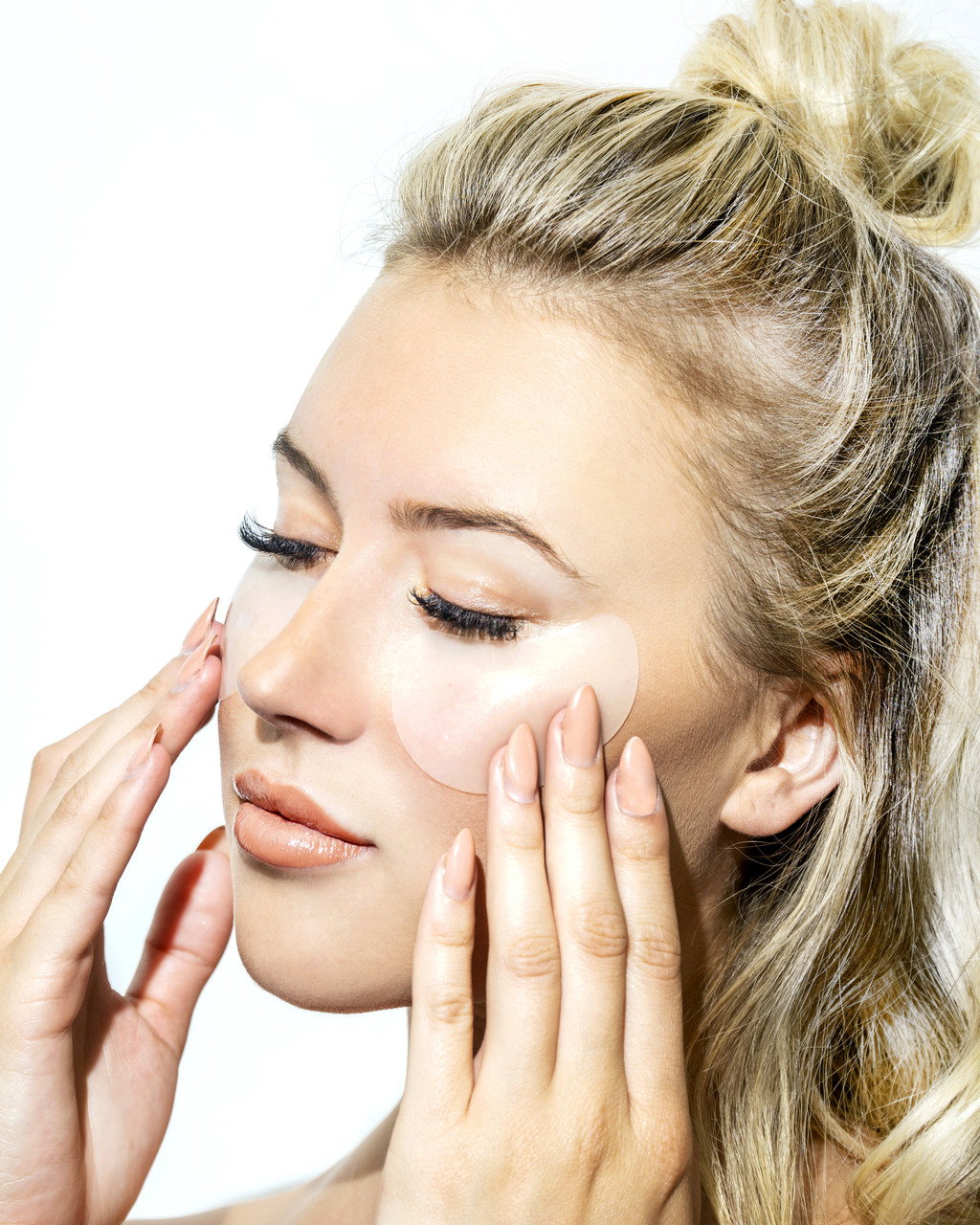 Mishe Capsule Eye Cream & Coconut Hydrogel Patch-image12 Mishe Capsule Eye Cream & Coconut Hydrogel Patch-image12