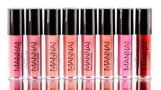 Manna Kadar Beauty Lip Library