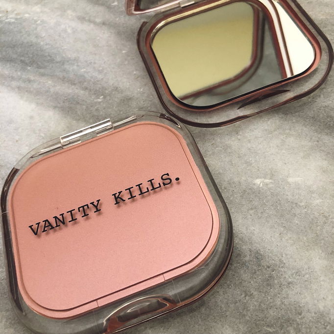 Vanity Girl Hollywood Vanity Kills Compact