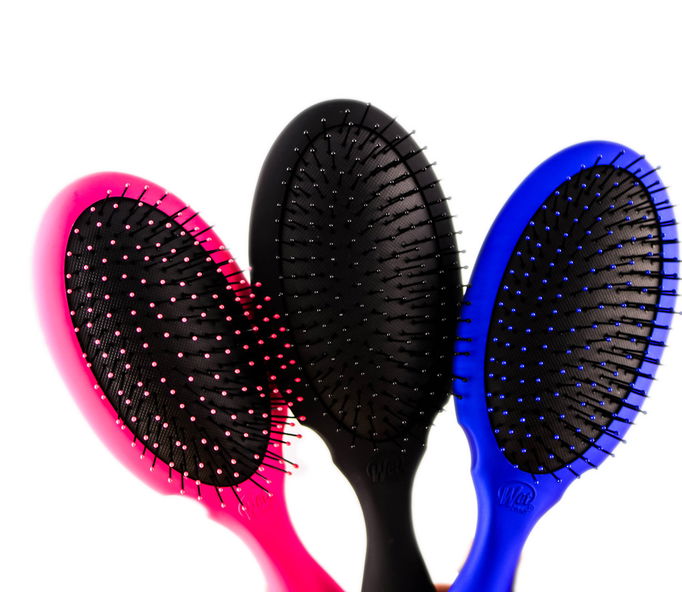The Wet Brush Pro Detangler Plus