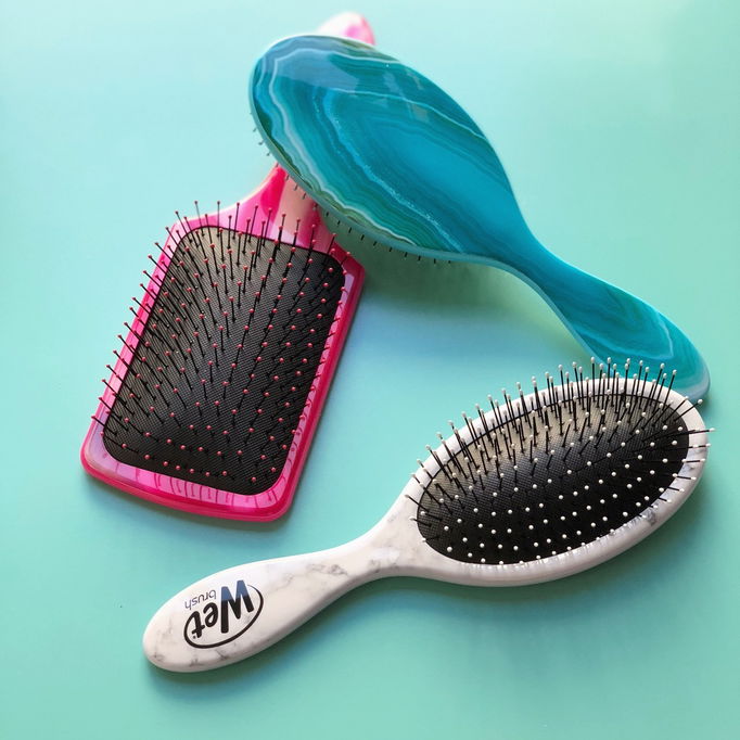 The Wet Brush Paddle Detangler