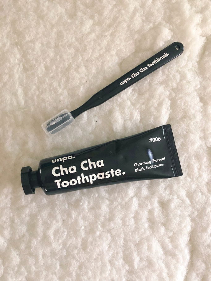 unpa.Cosmetics Cha Cha Toothbrush