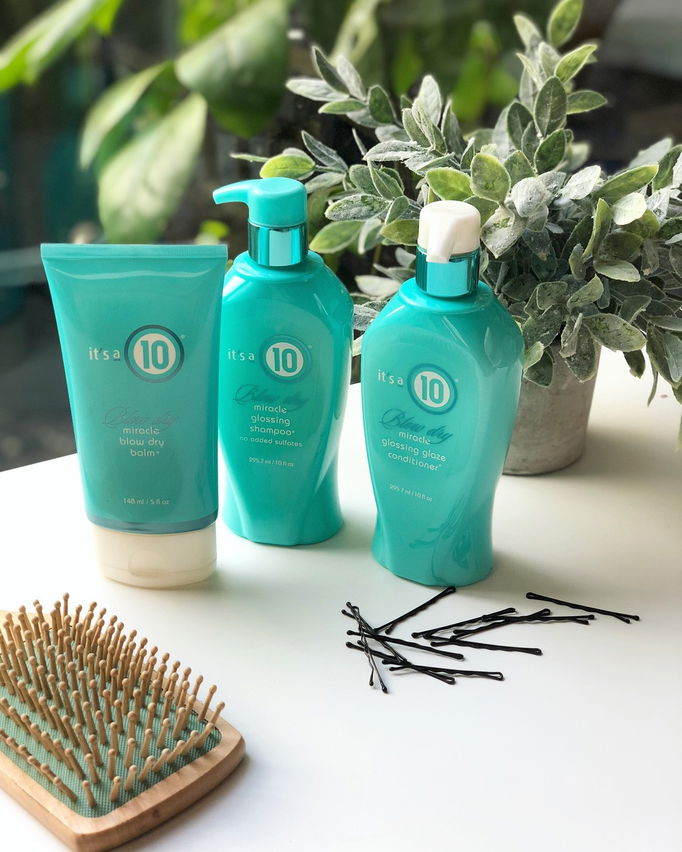 It's a 10 Blow Dry Miracle Glossing Glaze Conditioner