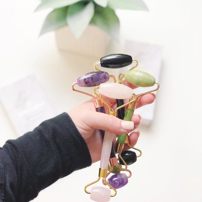 Biodara Rose Quartz Massage Face Roller-image4