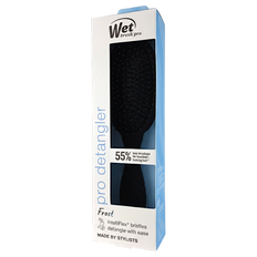 The Wet Brush Pro Detangler