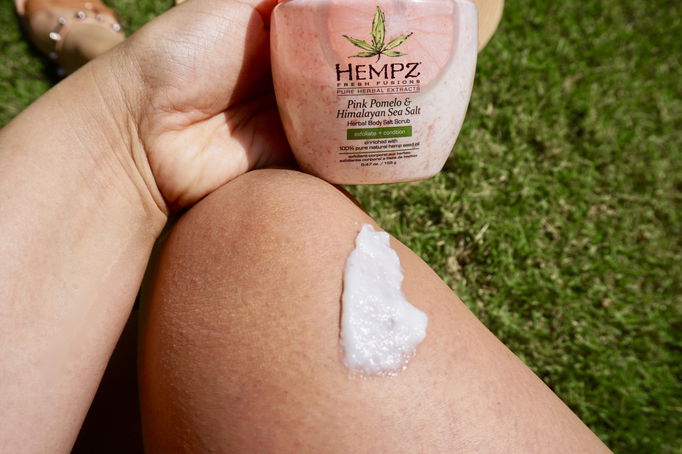 Hempz Pink Pomelo & Himalayan Sea Salt Herbal Body Salt Scrub